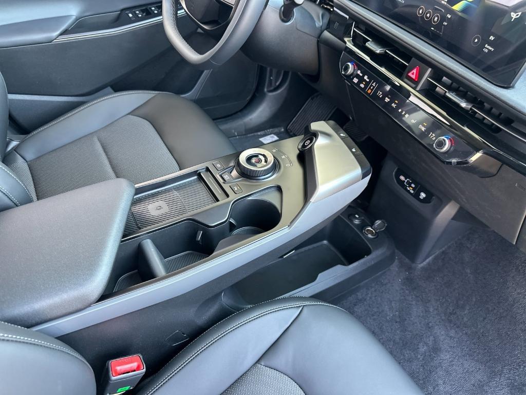 new 2025 Kia EV6 car, priced at $49,880