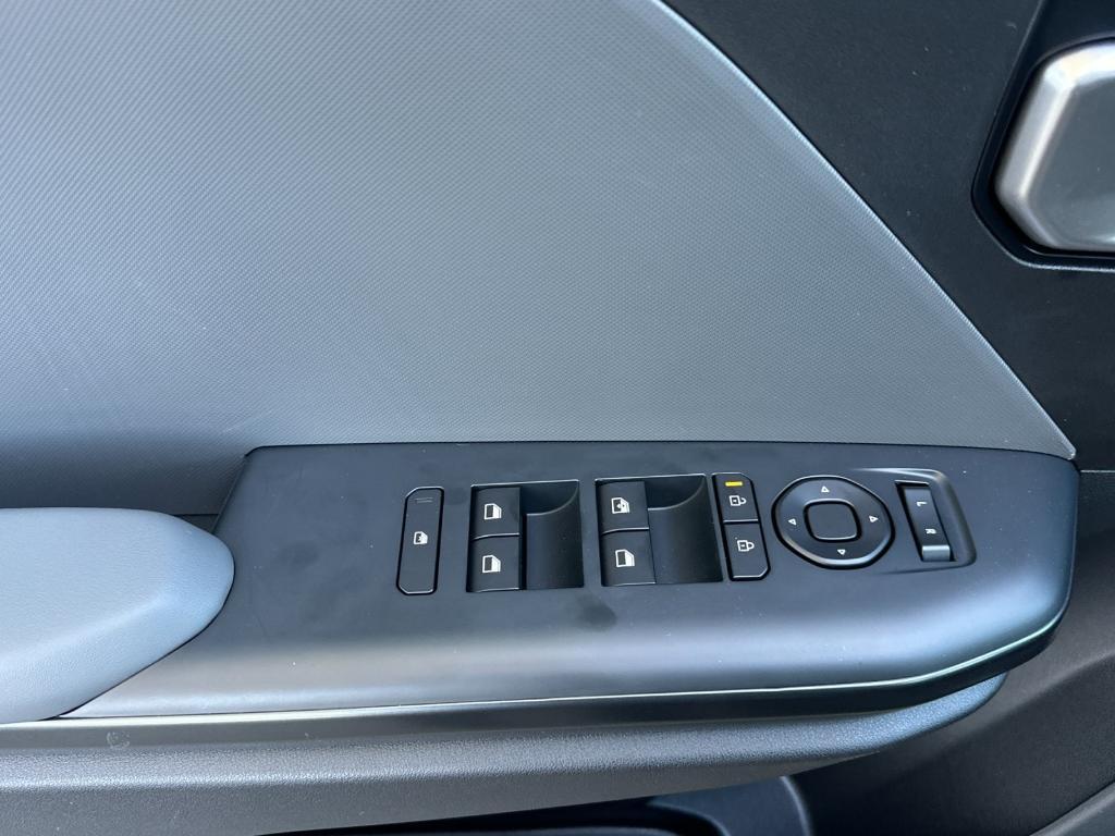 new 2025 Kia K4 car, priced at $24,165