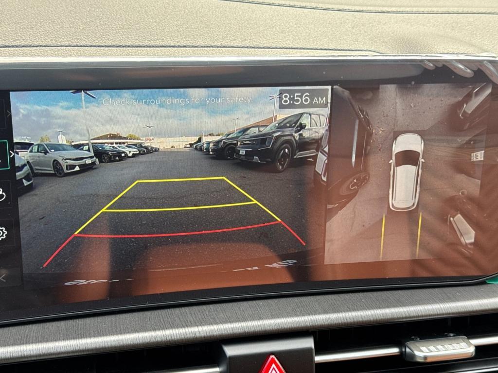 new 2026 Kia Sportage Plug-In Hybrid car, priced at $49,520