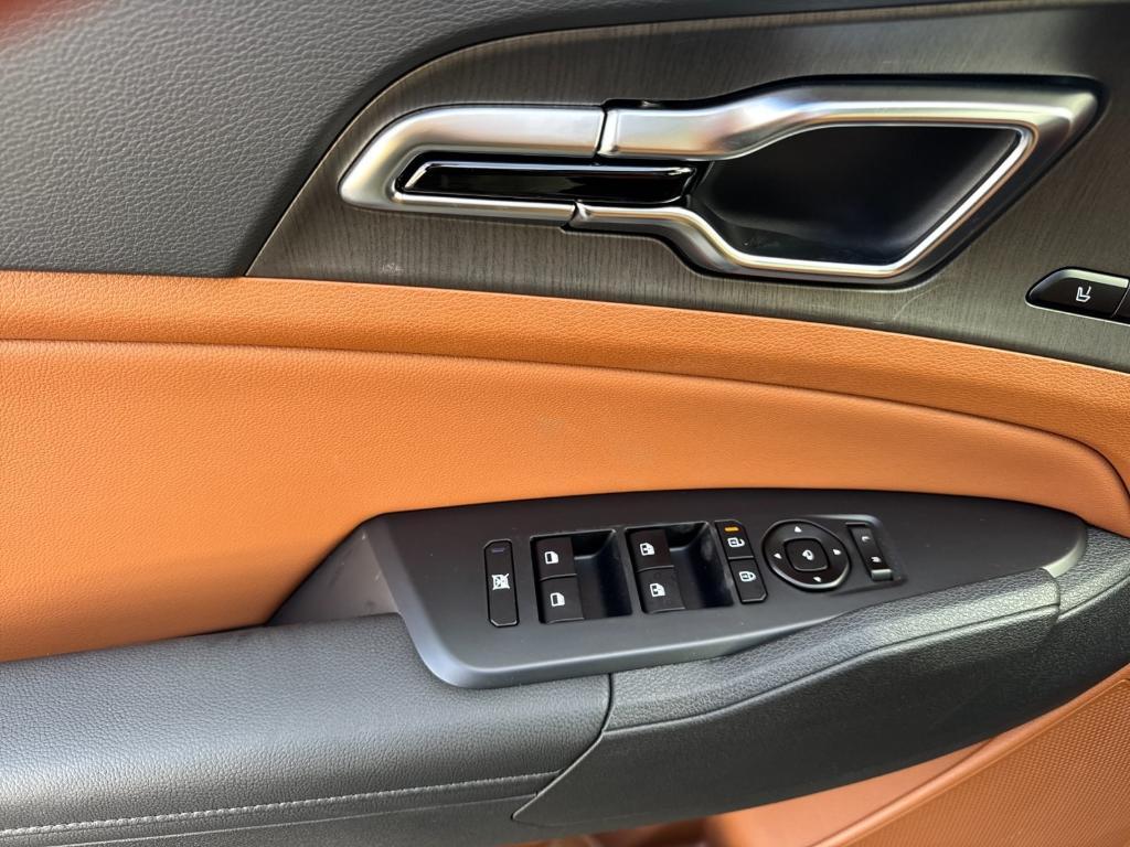 new 2026 Kia Sportage Plug-In Hybrid car, priced at $49,520