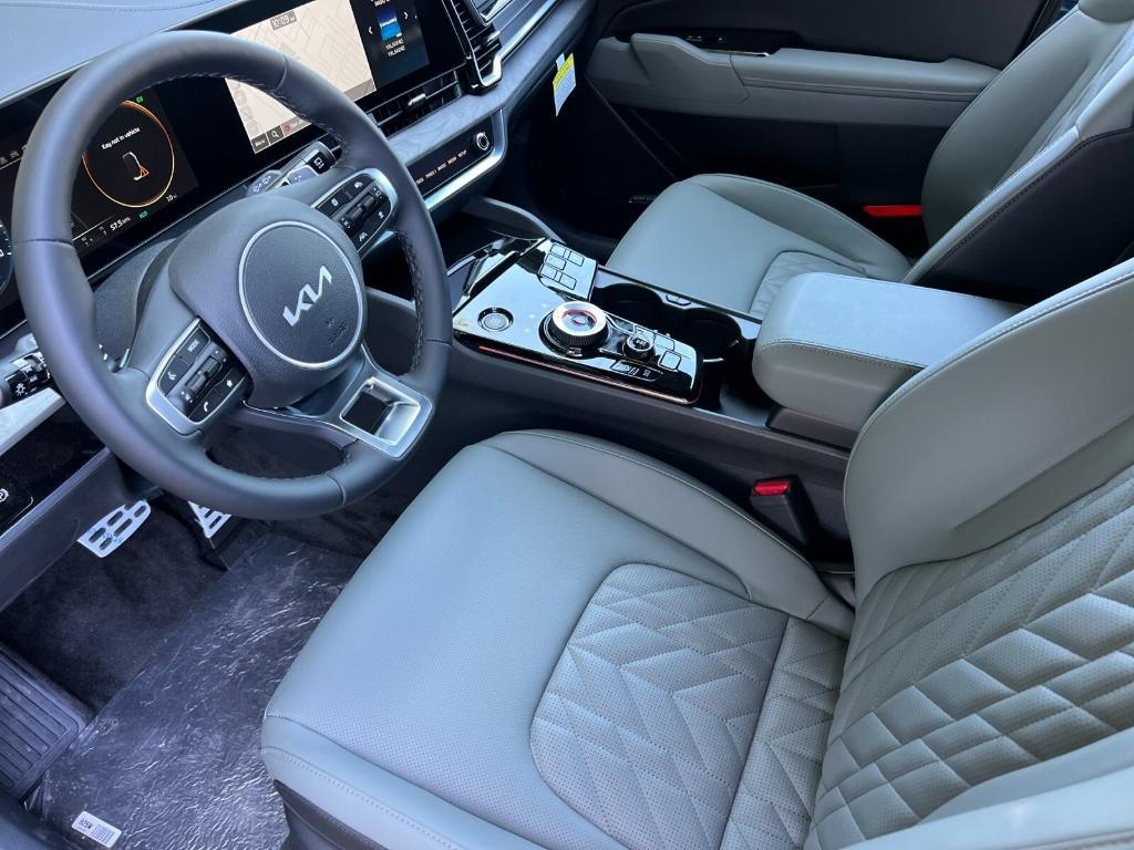 new 2025 Kia Sportage Plug-In Hybrid car, priced at $45,960