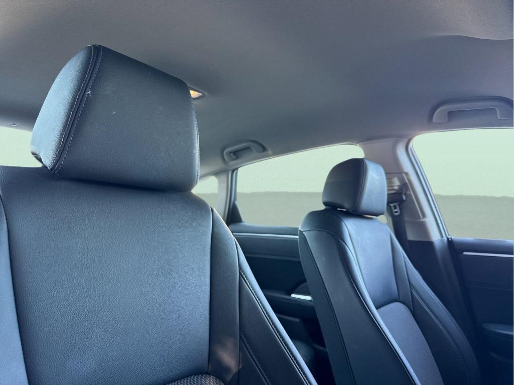 used 2018 Honda Clarity Plug-In Hybrid car, priced at $21,593