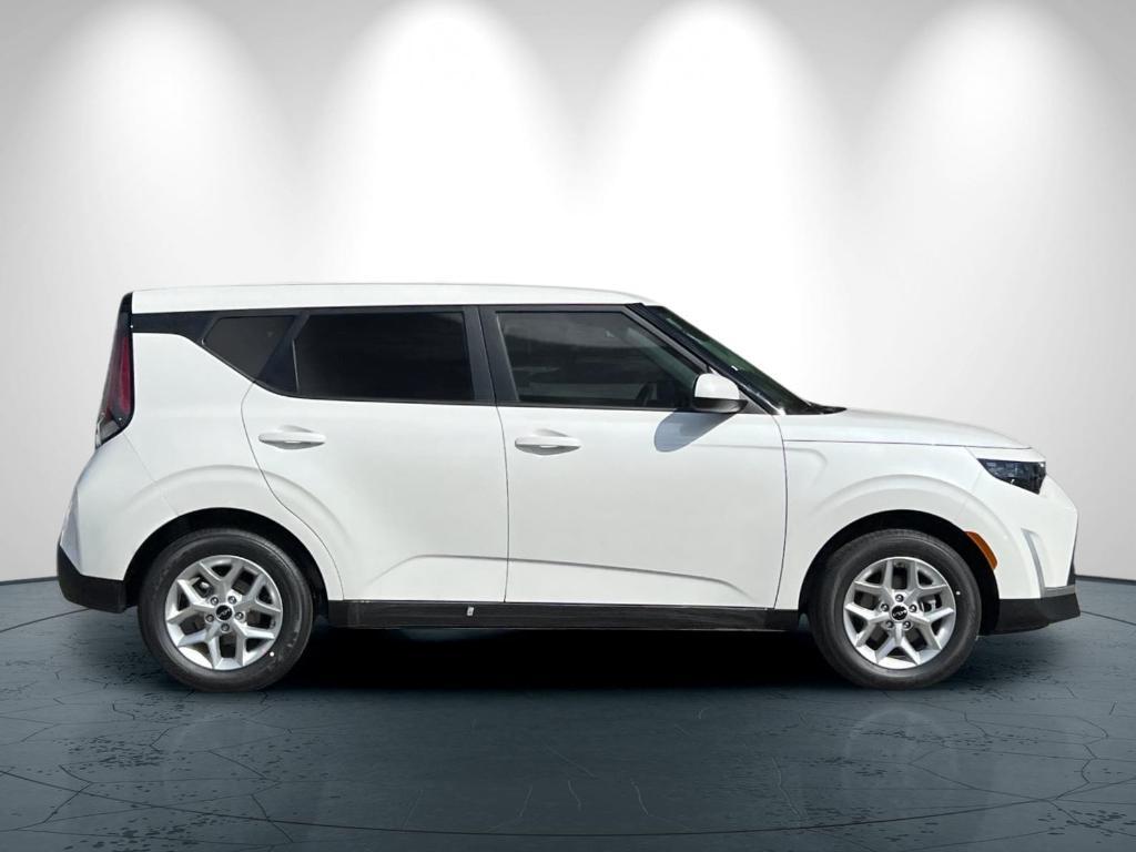 new 2025 Kia Soul car, priced at $22,905