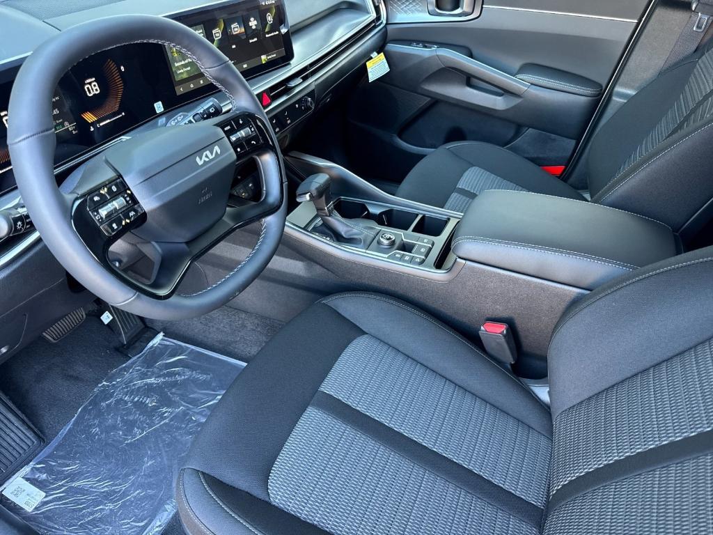 new 2026 Kia Sorento car, priced at $33,870