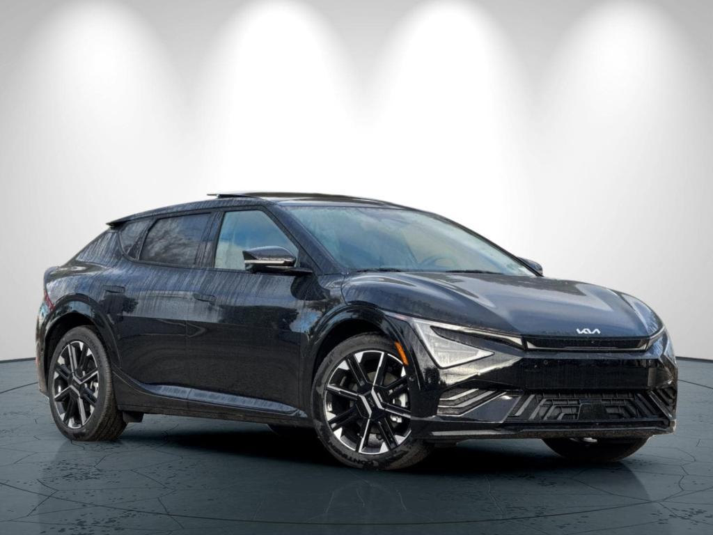 new 2025 Kia EV6 car, priced at $61,075