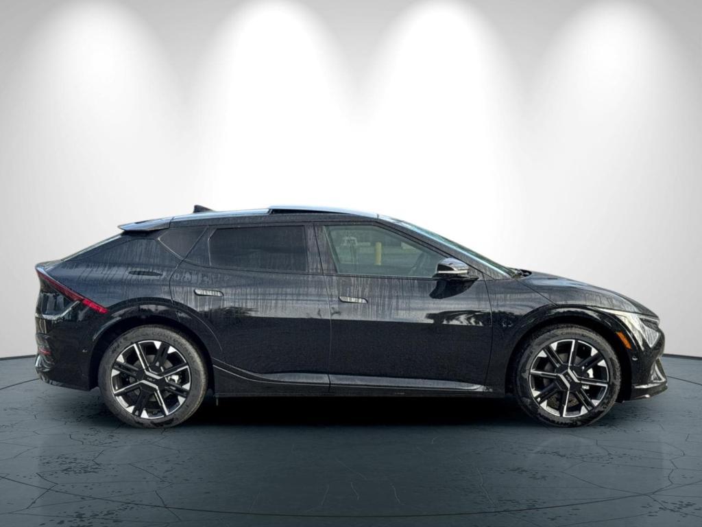new 2025 Kia EV6 car, priced at $61,075