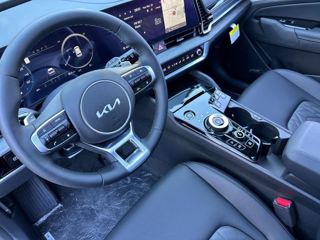 new 2025 Kia Sportage Plug-In Hybrid car, priced at $44,645