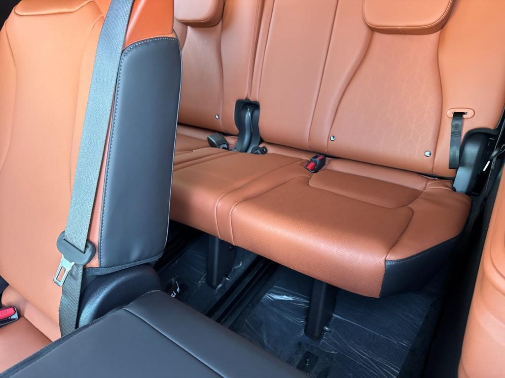 new 2026 Kia Carnival Hybrid car, priced at $44,890
