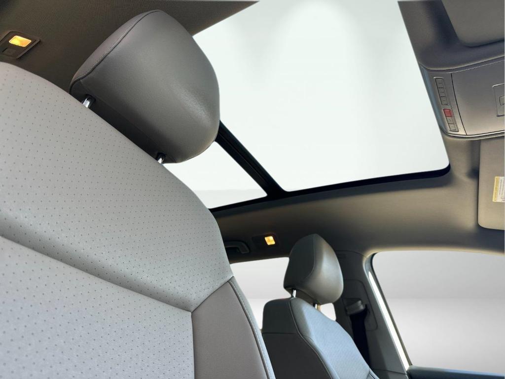 used 2018 Volkswagen Atlas car, priced at $22,888