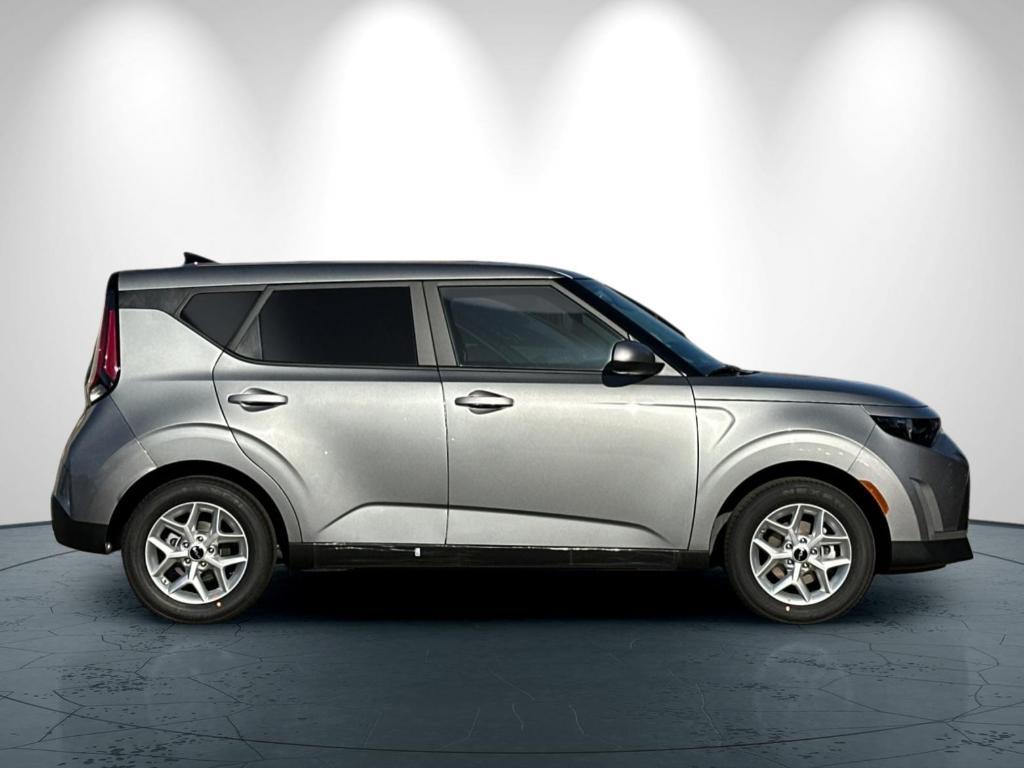 new 2025 Kia Soul car, priced at $22,685