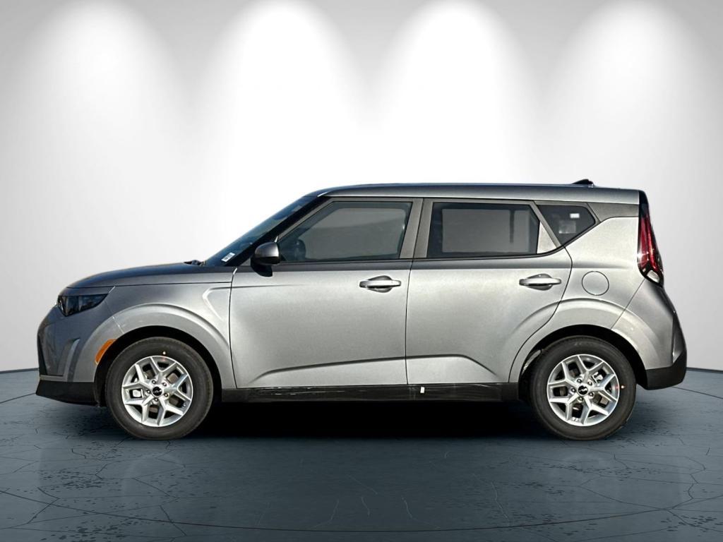 new 2025 Kia Soul car, priced at $22,685