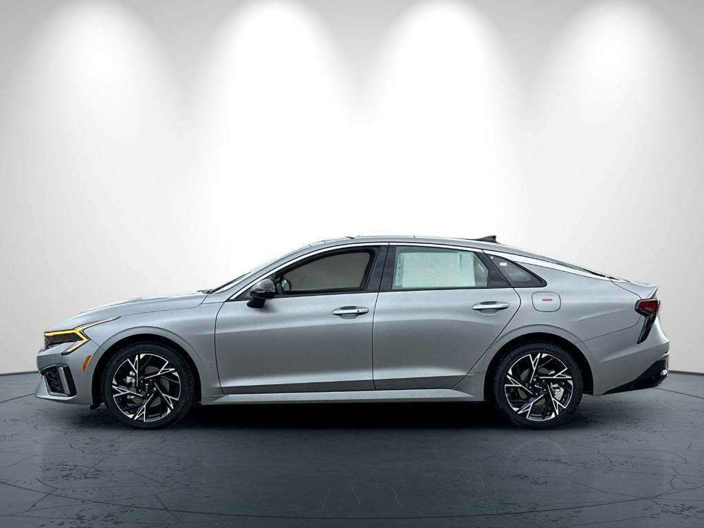 new 2025 Kia K5 car, priced at $32,310
