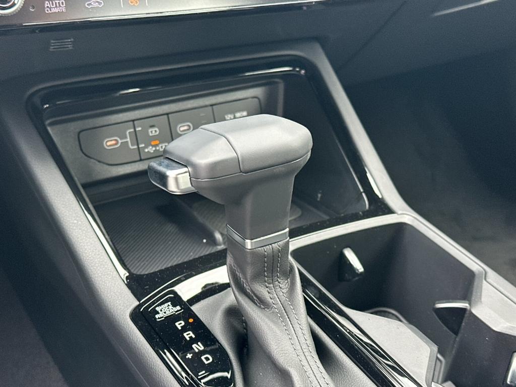 new 2025 Kia K5 car, priced at $32,310