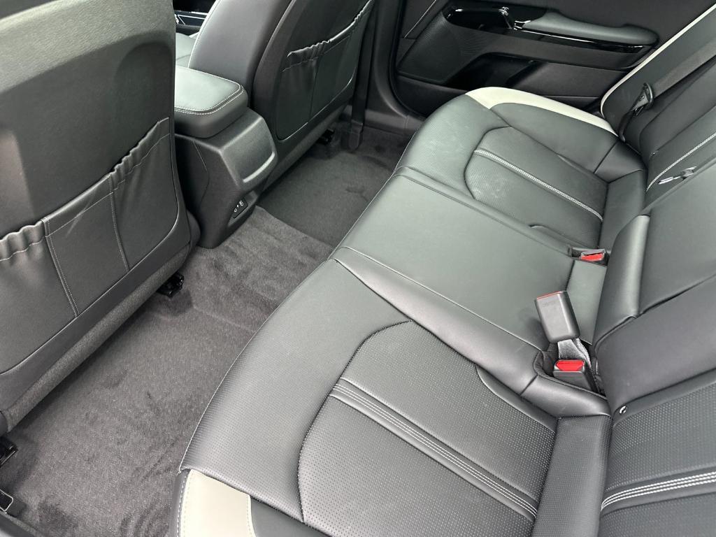 new 2025 Kia K5 car, priced at $32,310