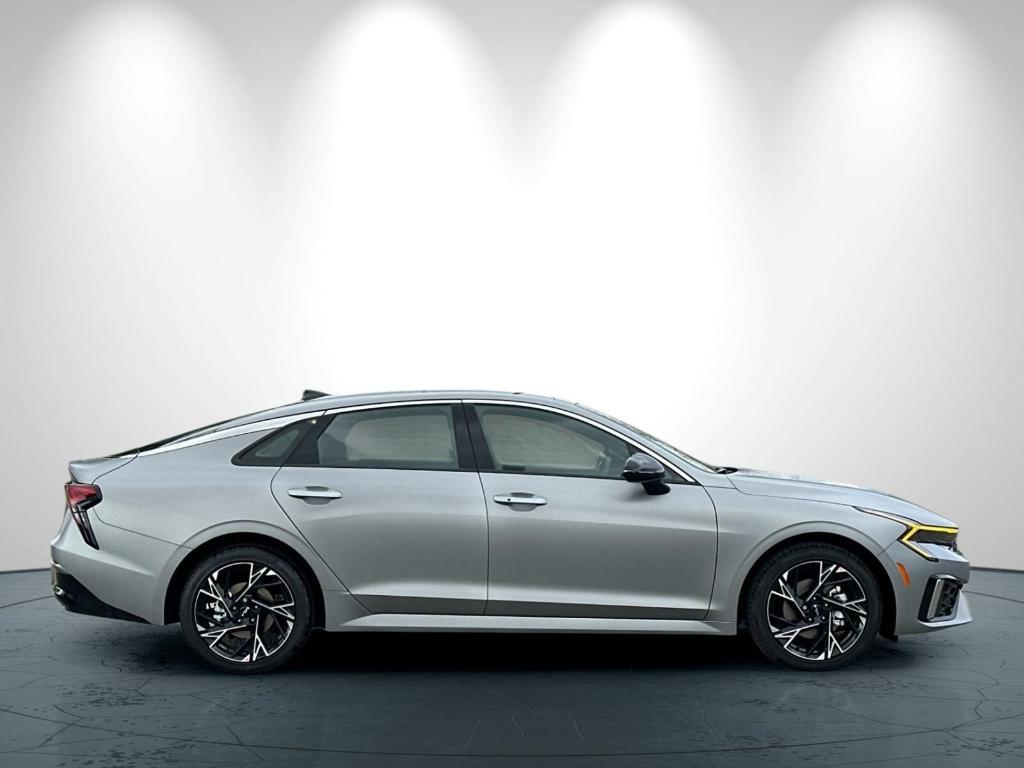 new 2025 Kia K5 car, priced at $32,310