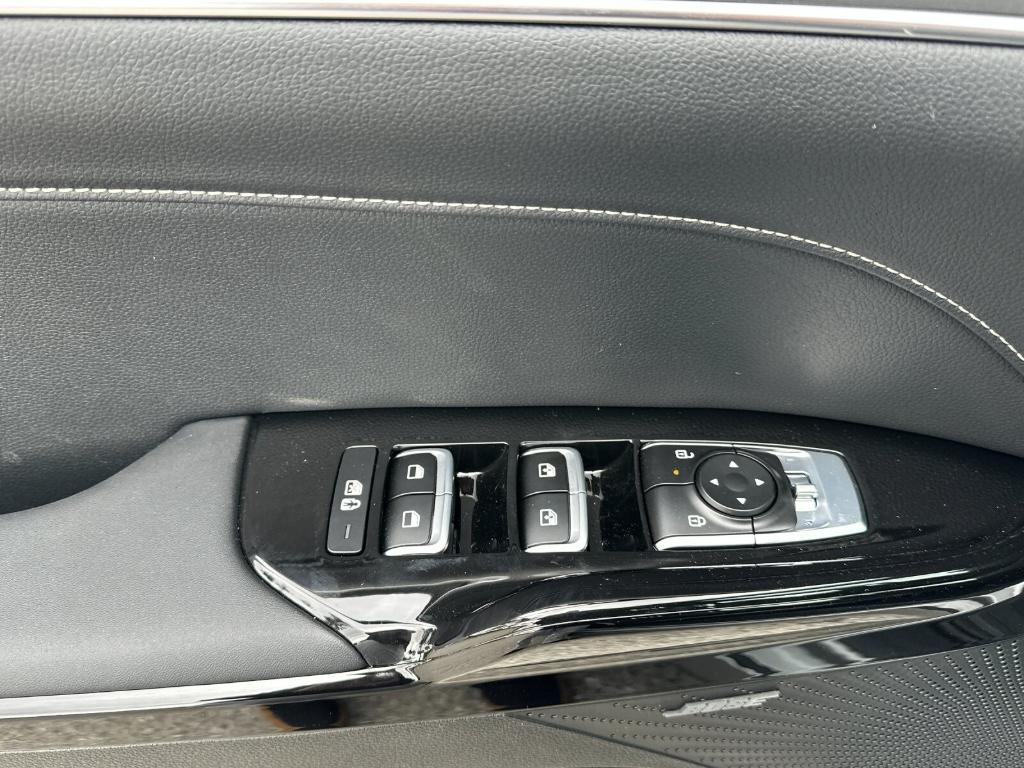 new 2025 Kia K5 car, priced at $32,310