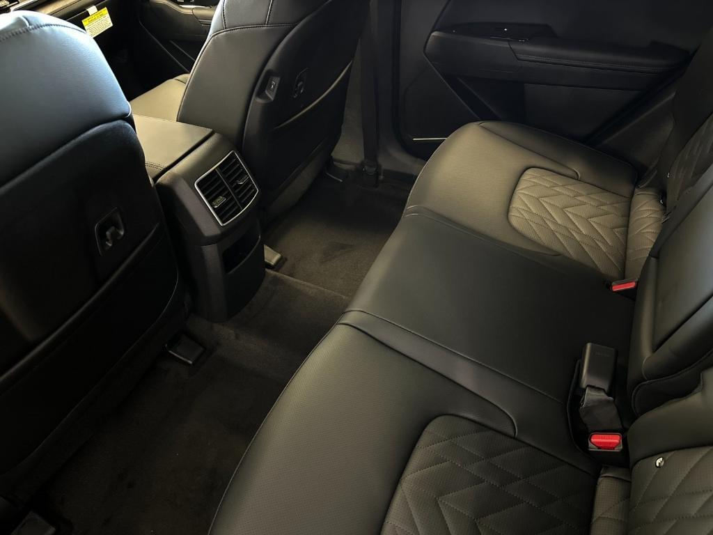 new 2025 Kia Sportage Plug-In Hybrid car, priced at $46,630