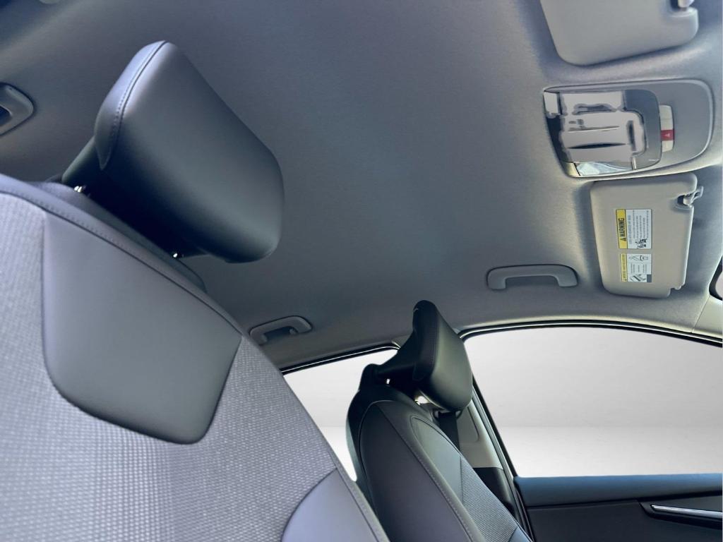 new 2025 Kia Niro car, priced at $31,755