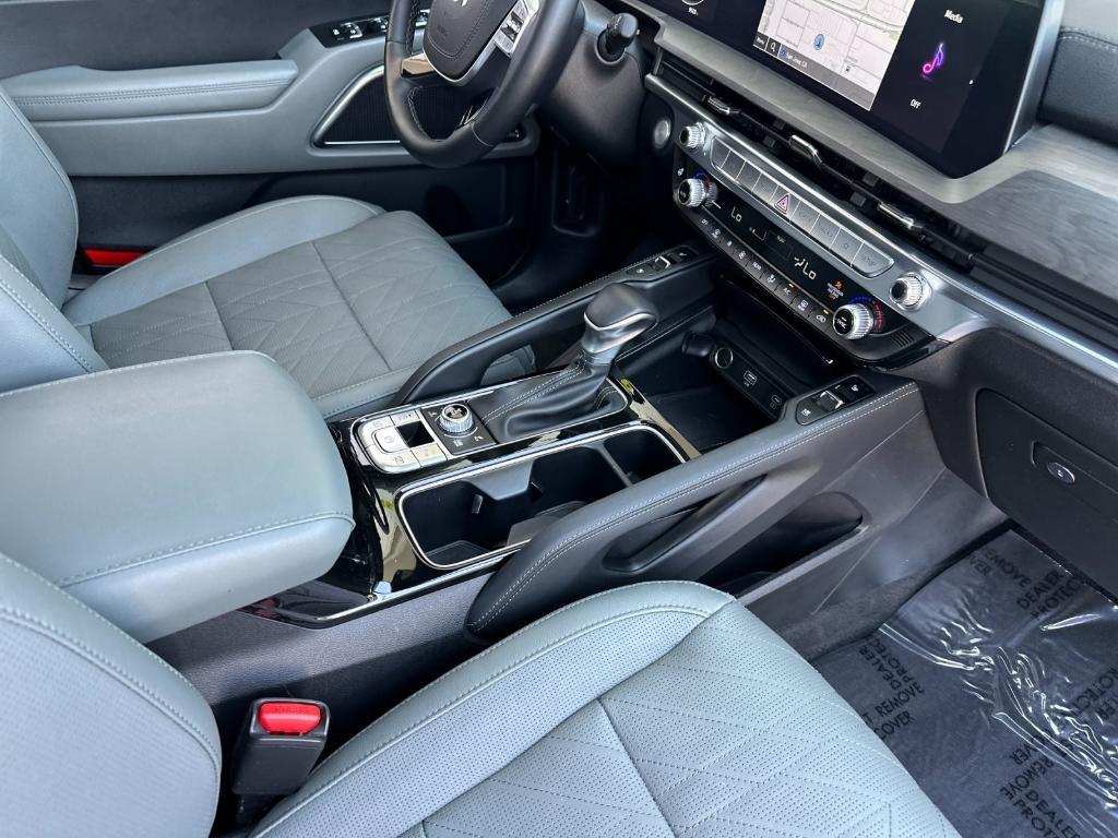 used 2023 Kia Telluride car, priced at $43,995