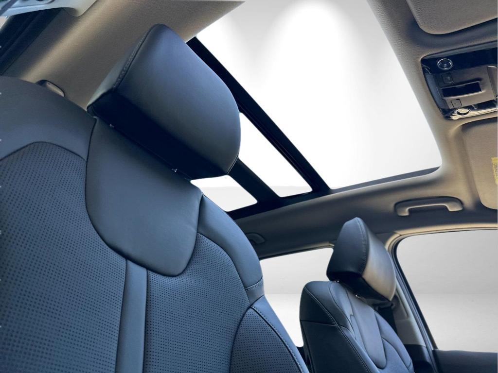 new 2025 Kia Sorento car, priced at $39,265
