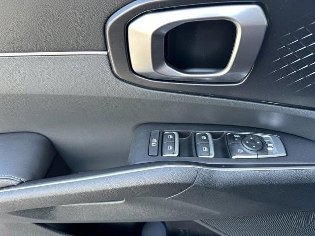 new 2025 Kia Sorento car, priced at $39,265