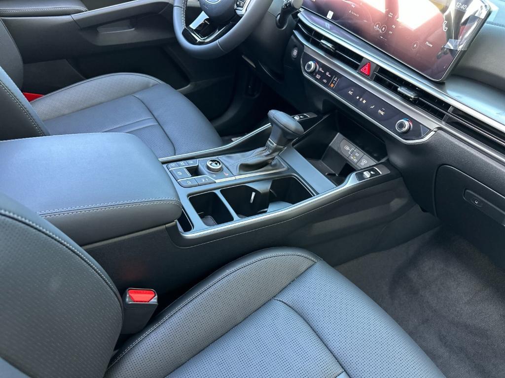 new 2025 Kia Sorento car, priced at $39,265