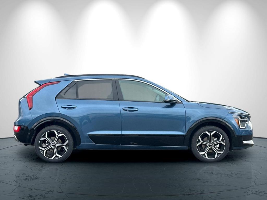 new 2025 Kia Niro car, priced at $34,245