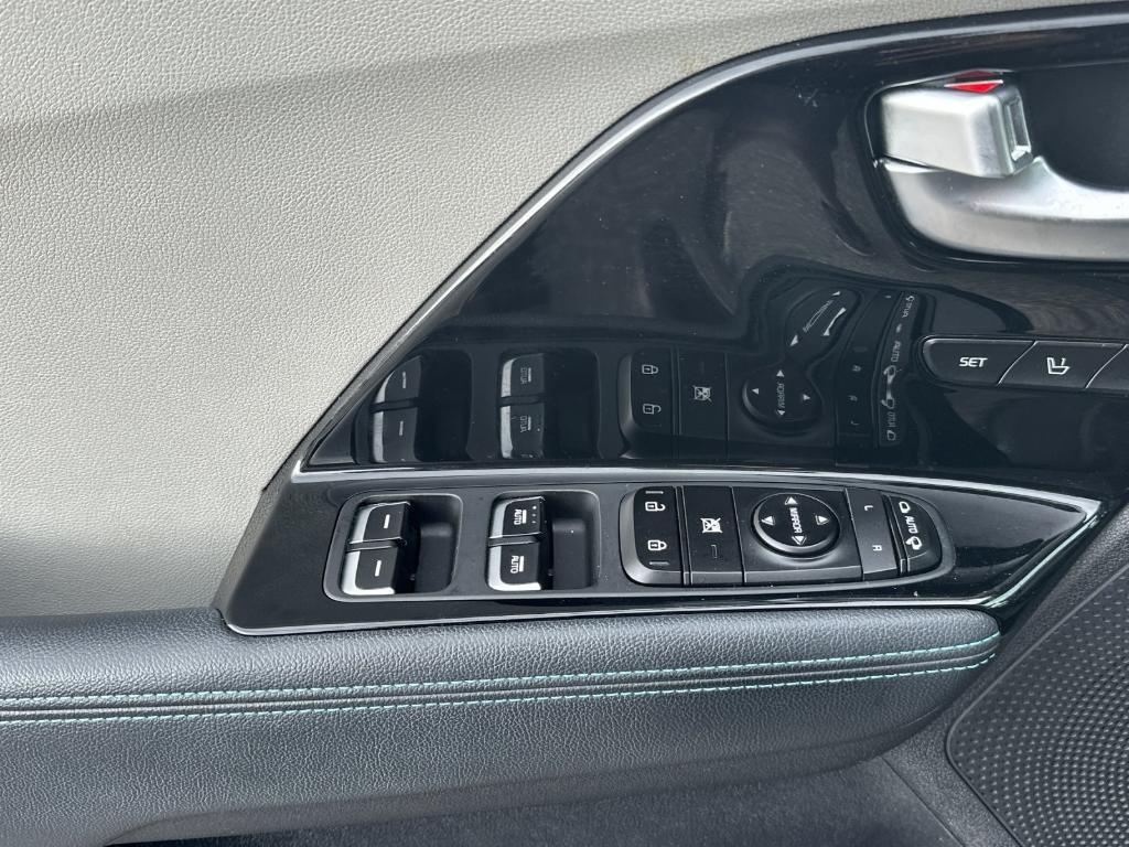 used 2019 Kia Niro Plug-In Hybrid car, priced at $16,995