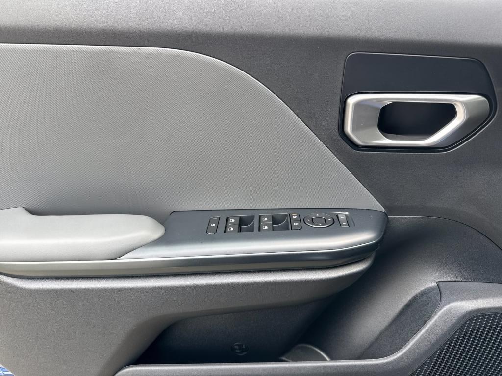 new 2025 Kia K4 car, priced at $24,165
