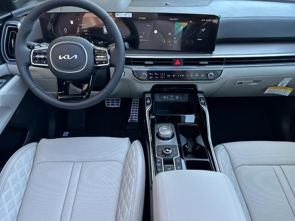 new 2025 Kia Sorento Hybrid car, priced at $48,530