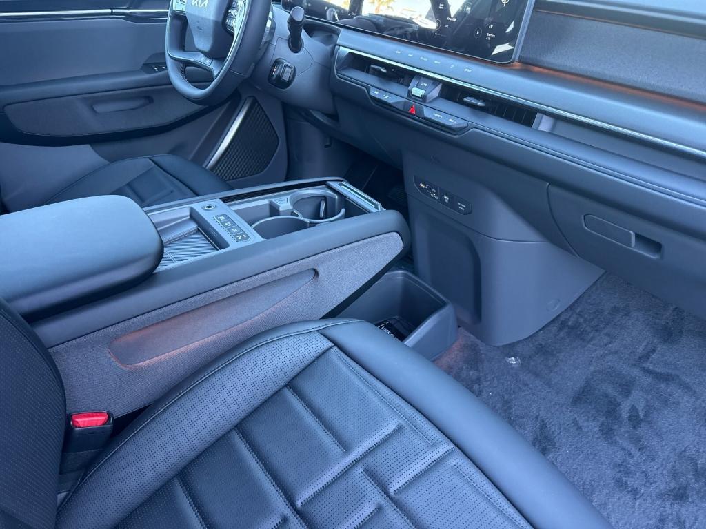 new 2026 Kia EV9 car, priced at $72,430