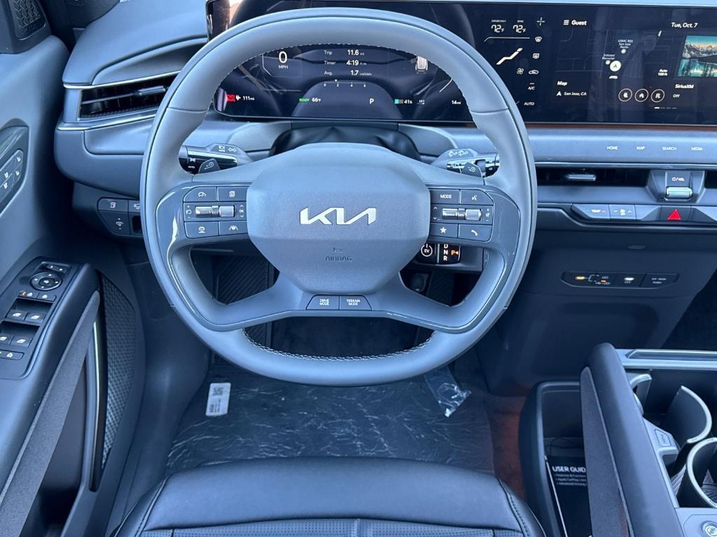 new 2026 Kia EV9 car, priced at $72,430
