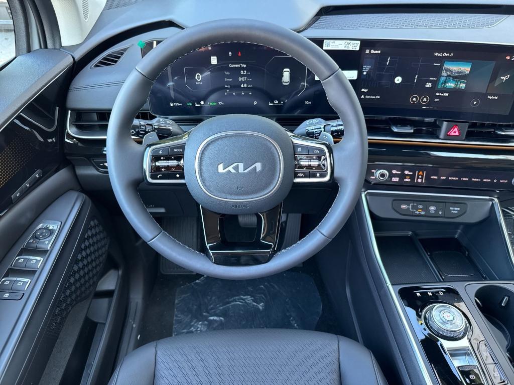 new 2026 Kia Carnival Hybrid car, priced at $55,620