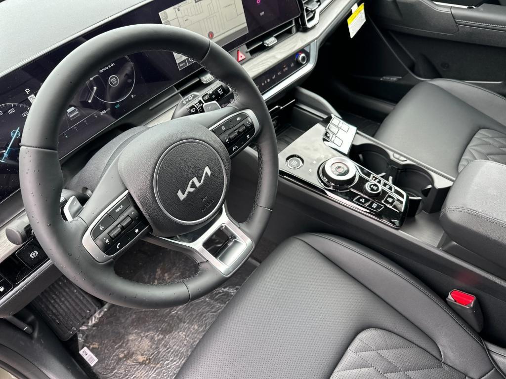 new 2025 Kia Sportage Plug-In Hybrid car, priced at $44,122