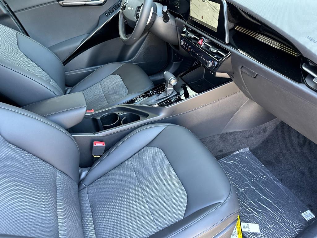 new 2025 Kia Niro car, priced at $34,055