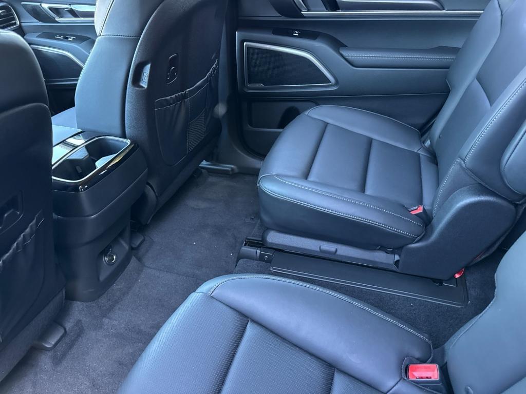 new 2025 Kia Telluride car, priced at $41,525