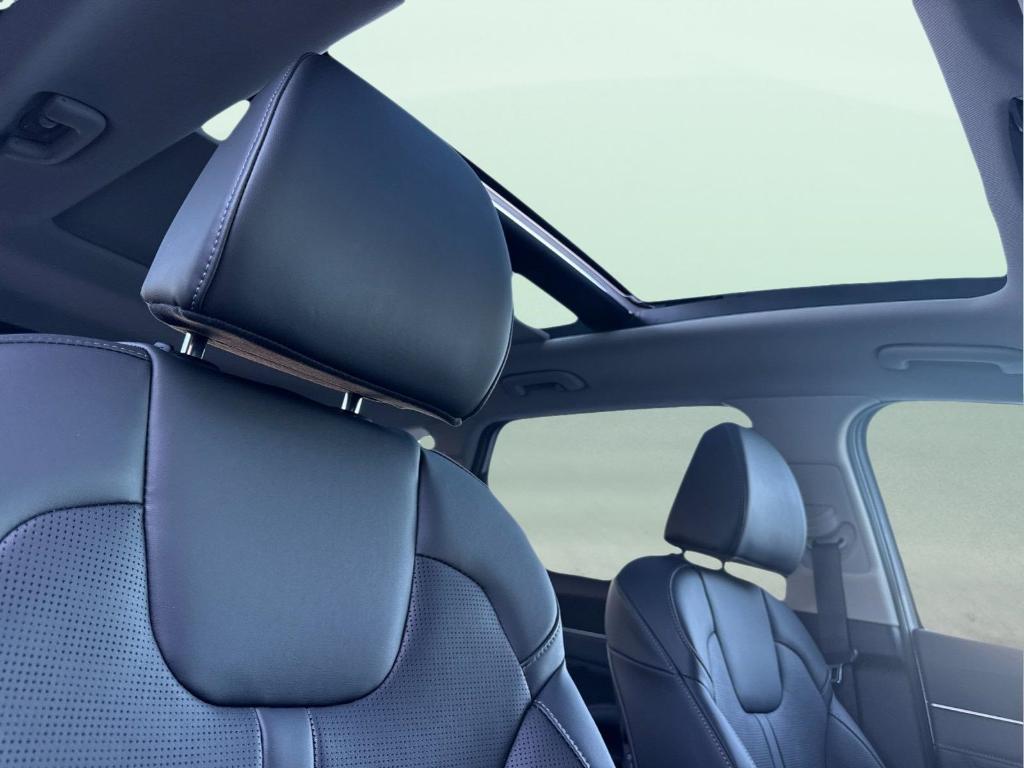 new 2026 Kia Sorento car, priced at $44,265