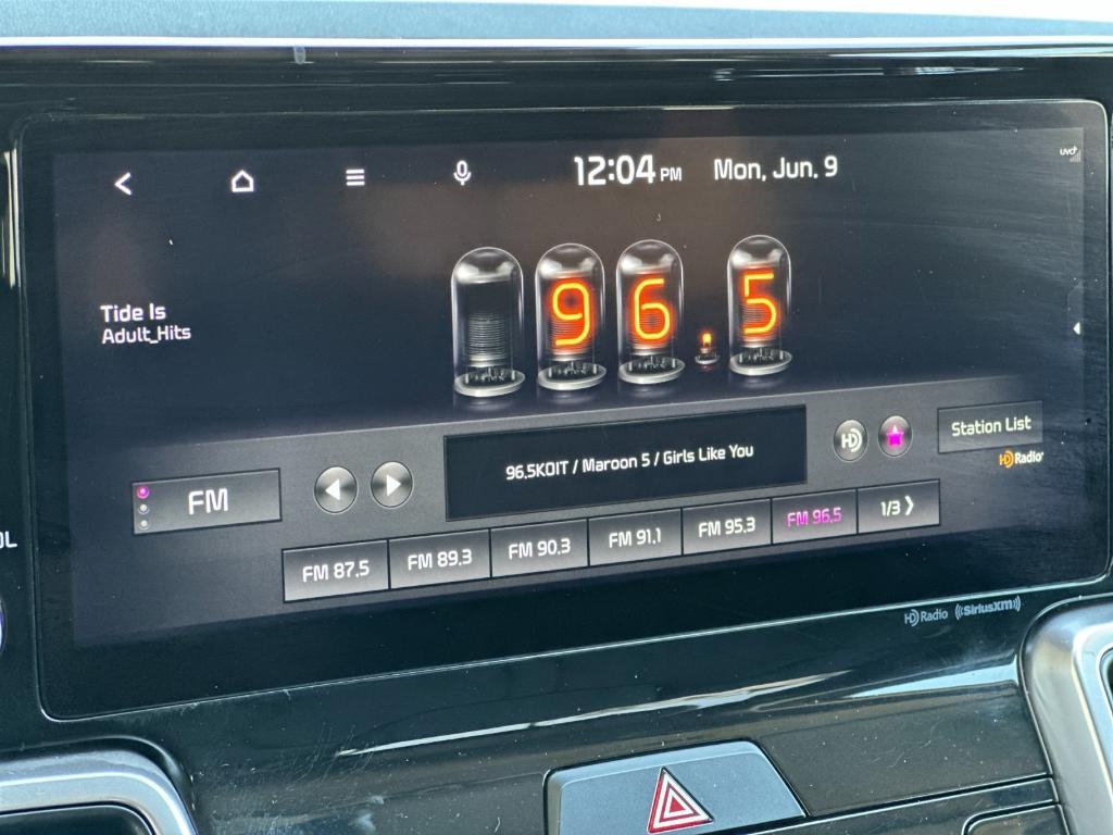 used 2022 Kia Sorento Hybrid car, priced at $28,995