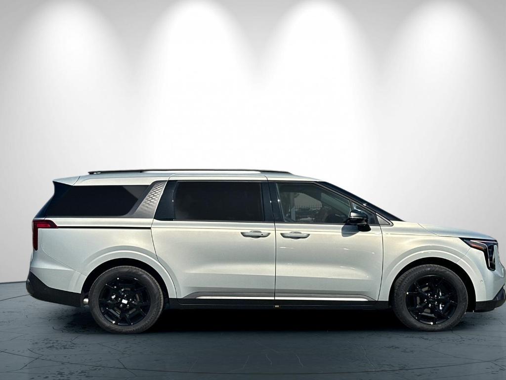 new 2025 Kia Carnival Hybrid car, priced at $50,675