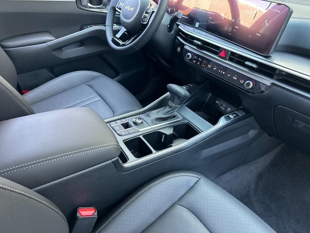 new 2025 Kia Sorento car, priced at $36,530