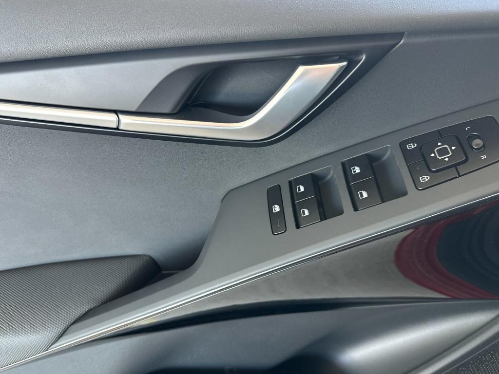 new 2025 Kia Niro EV car, priced at $41,565