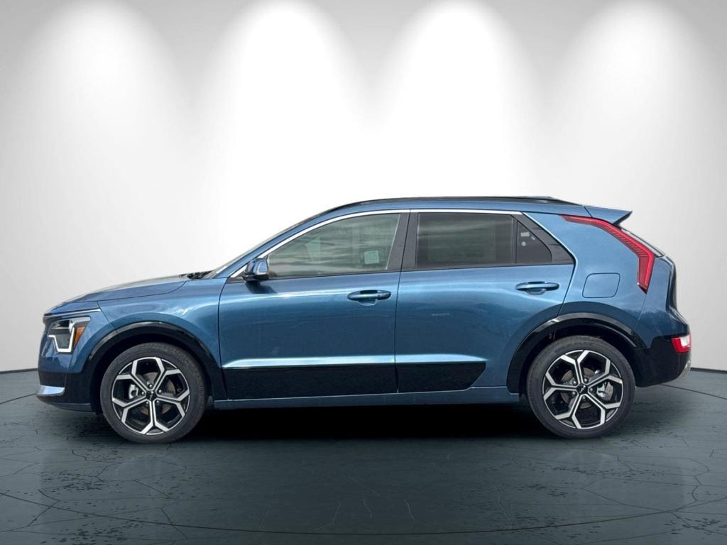 new 2025 Kia Niro car, priced at $33,660