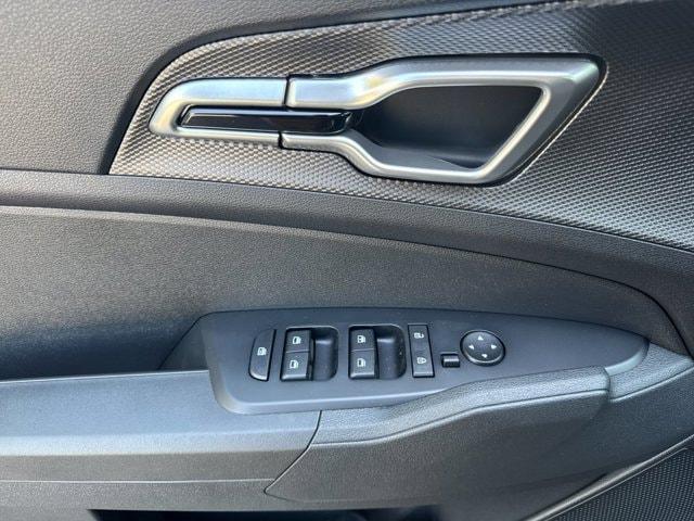 new 2025 Kia Sportage Hybrid car, priced at $30,420