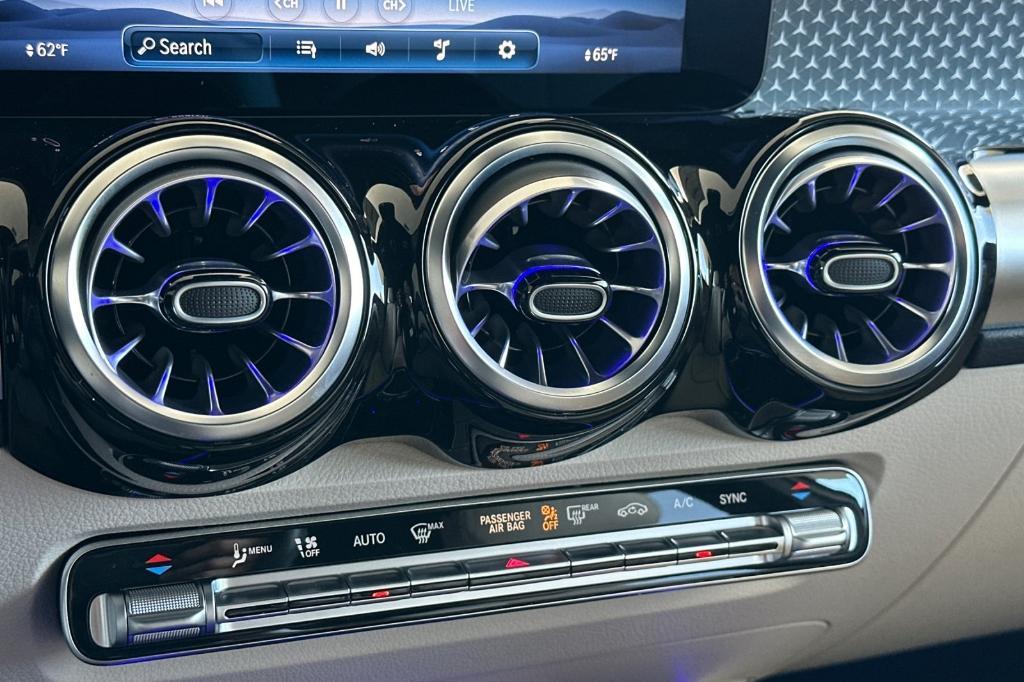 new 2025 Mercedes-Benz GLB 250 car, priced at $47,145