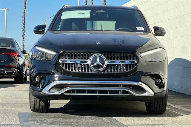 new 2025 Mercedes-Benz GLA 250 car, priced at $44,345