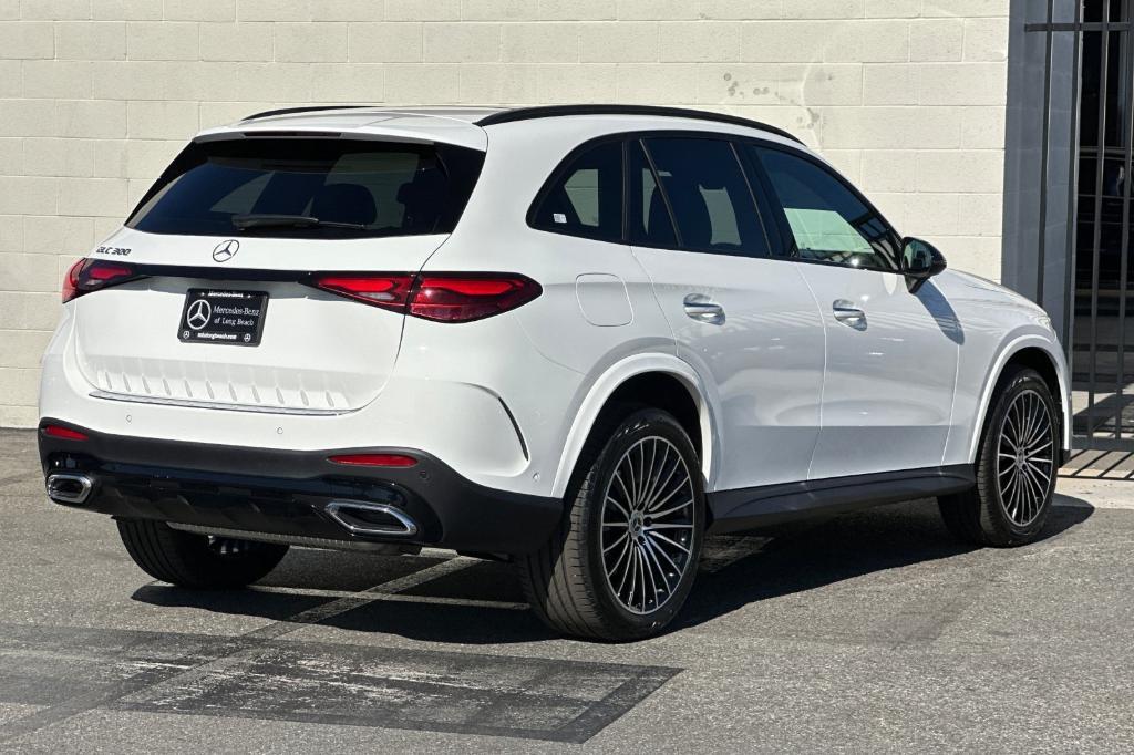 new 2025 Mercedes-Benz GLC 300 car, priced at $56,815