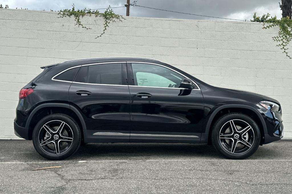 new 2026 Mercedes-Benz GLA 250 car, priced at $45,140