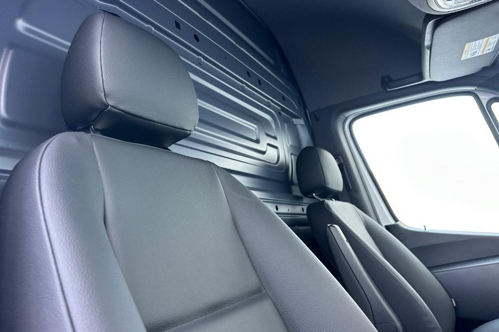 new 2025 Mercedes-Benz Sprinter 2500 car, priced at $65,803