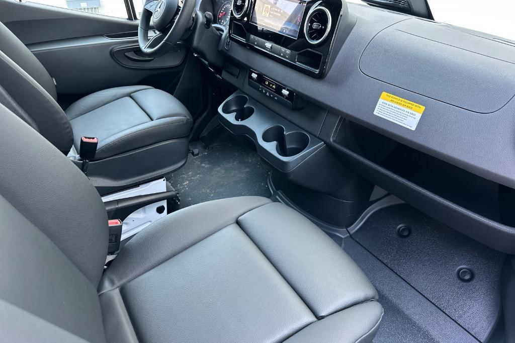 new 2025 Mercedes-Benz Sprinter 2500 car, priced at $65,803