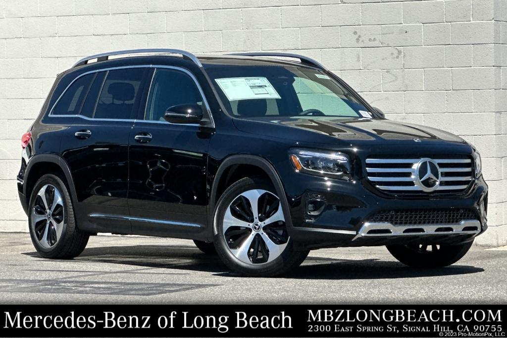 new 2025 Mercedes-Benz GLB 250 car, priced at $49,870